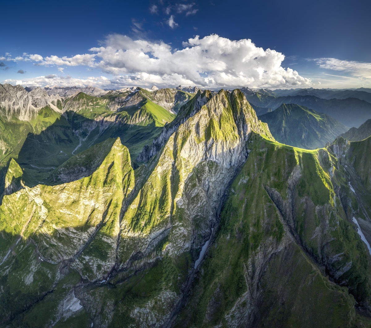 Meine Lieblingsmotive - 0084 - fa3eedf8 1 Panorama Allgäu Alpen Berge Oberstdorf Sommer Grasberg Höfats Oberallgäu grün blauer himmel sonne