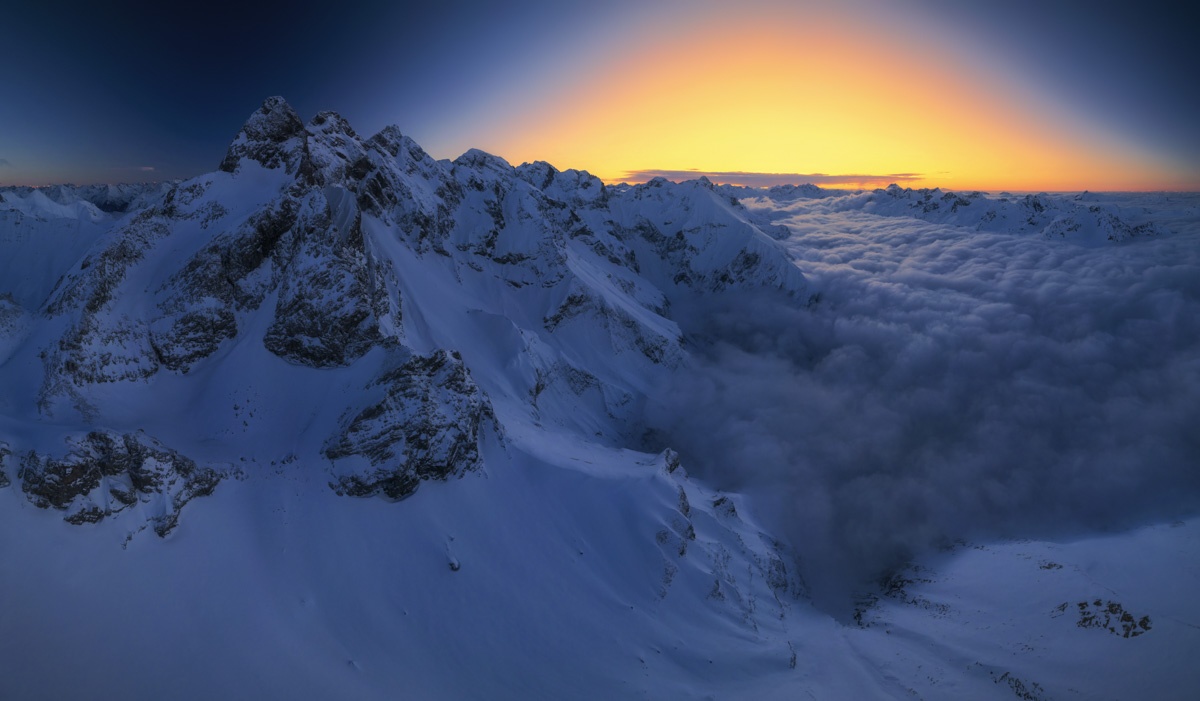Panorama Allgäu Alpen Berge Winter Schnee verschneit Trettach Einödsbach Hochalpen Weihnachten Sonnenuntergang Alpenglühen Oberstdorf Oberallgäu rot orange blauer himmel